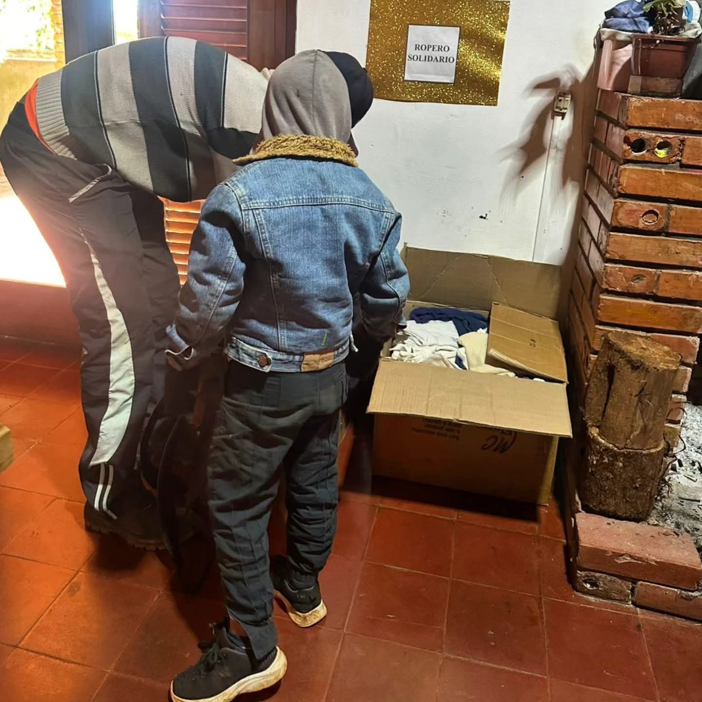 Ropero solidario para asistir a familias vulnerables de Bernardo de Irigoyen 2